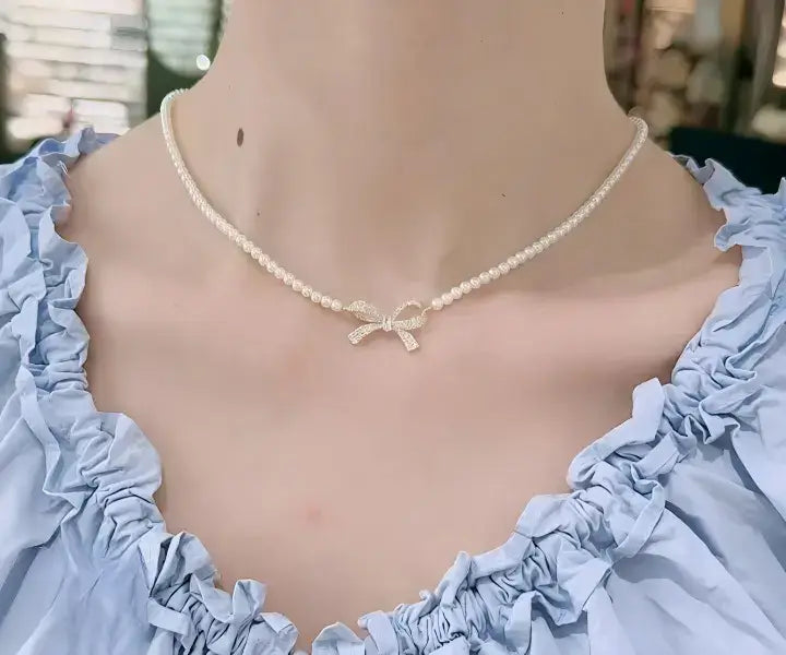Bow Shape Pearl Pendant Necklace